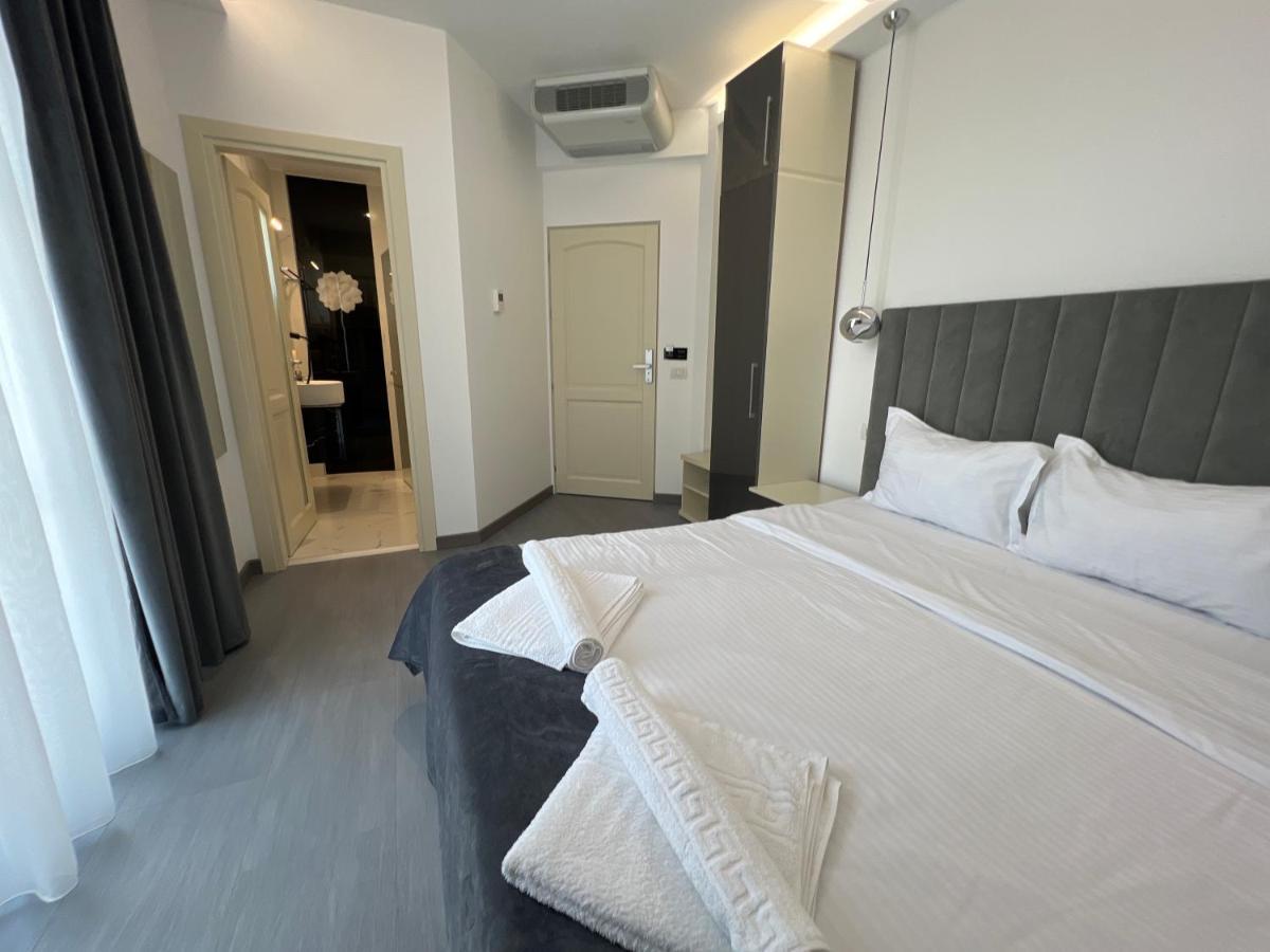 Ocaua Lui Cuza Hotel Tecuci Luaran gambar